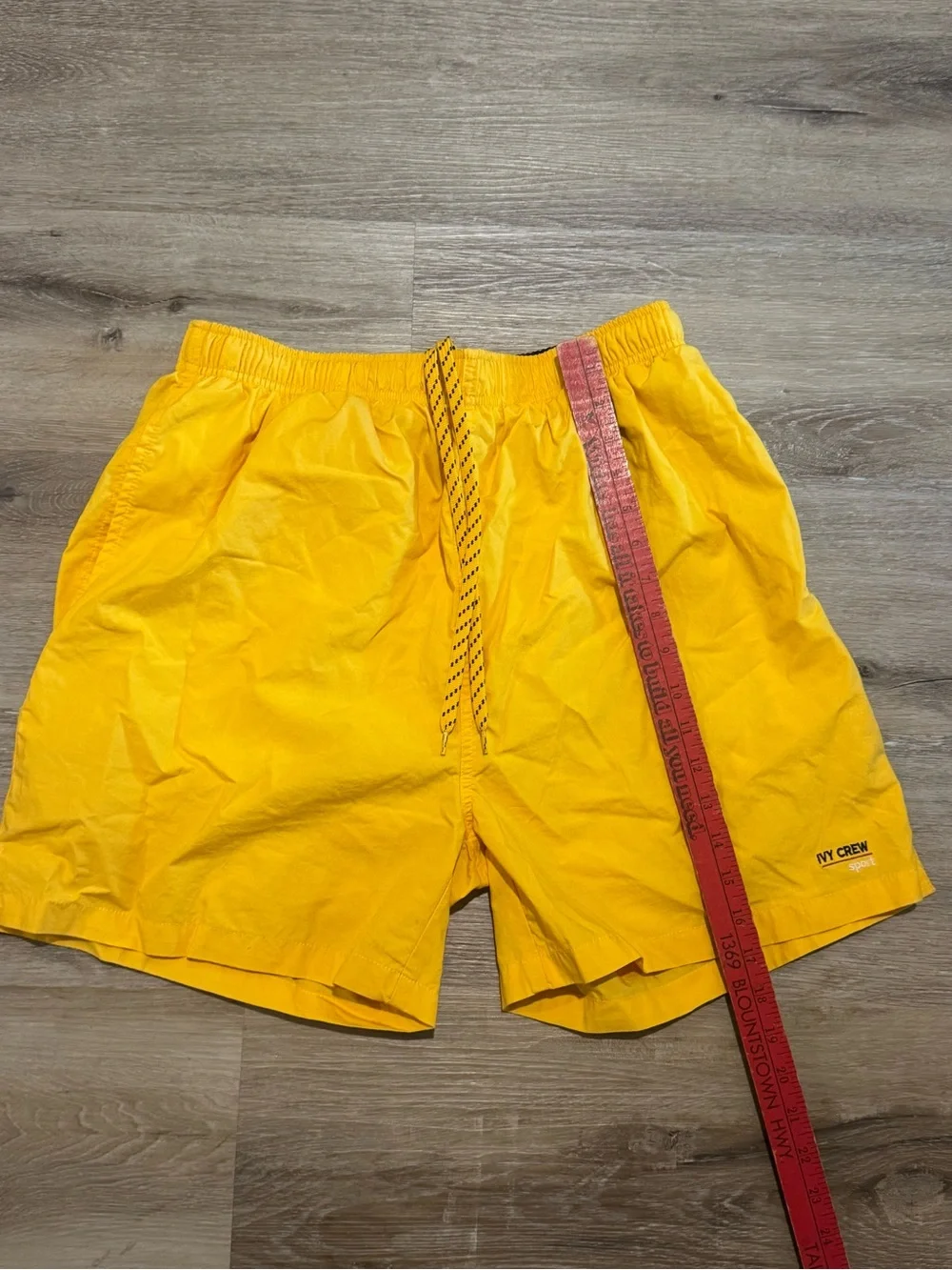 Men’s Ivy Crew Yellow Swim Trunks with Netting